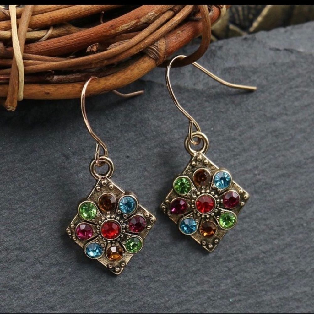 NEW Gold Tone Antiqued Multicolor Crystal Drop Earrings